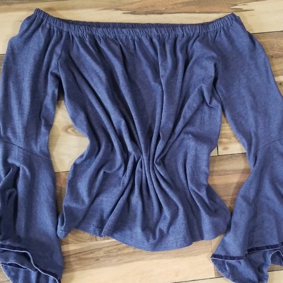 Loft NWOT off shoulder bell sleeve top - Picture 7 of 8